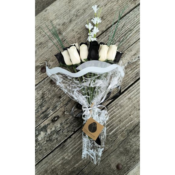 3 Dozen Black and White Wooden Rose Flower Bouquet. The Original Wooden Rose - Picture 7 of 8